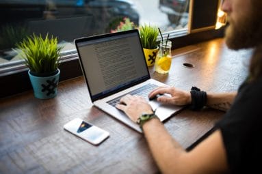 خدمة كتابة المحتوى أحد المفاتيح السحرية لأعمالك التجارية